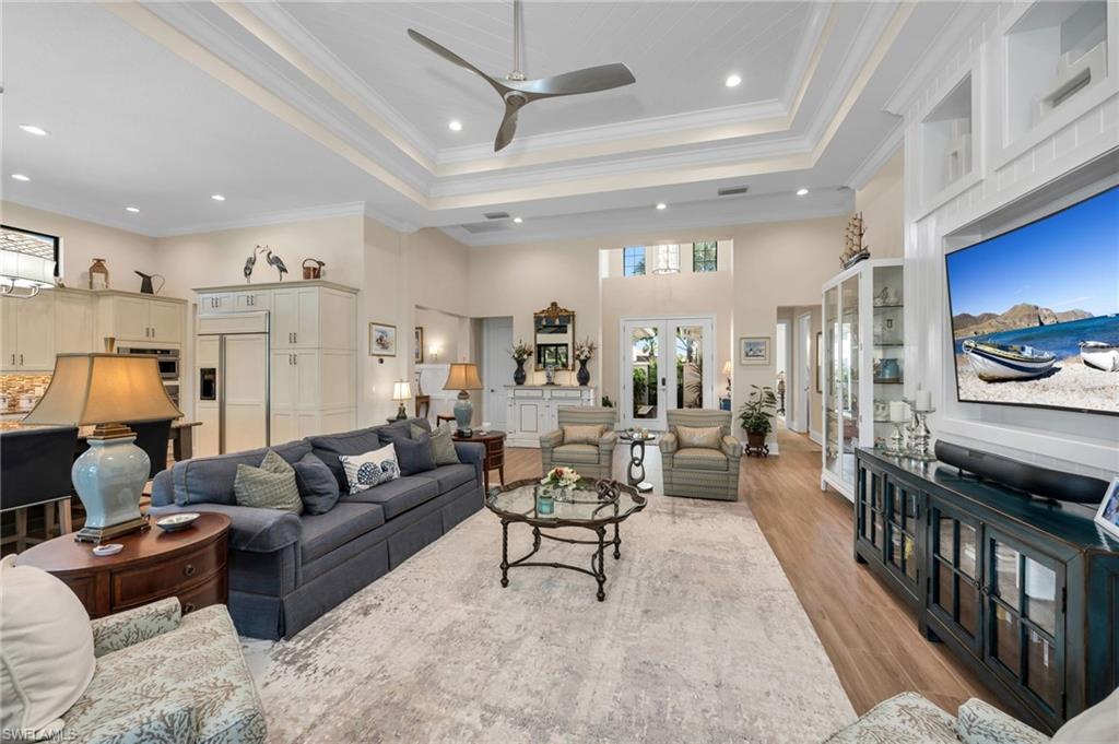 HOLLYBROOK - Residential