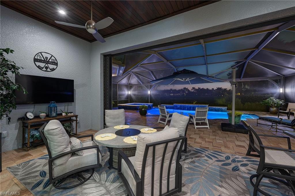 HOLLYBROOK - Residential