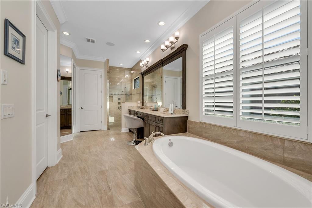 HOLLYBROOK - Residential