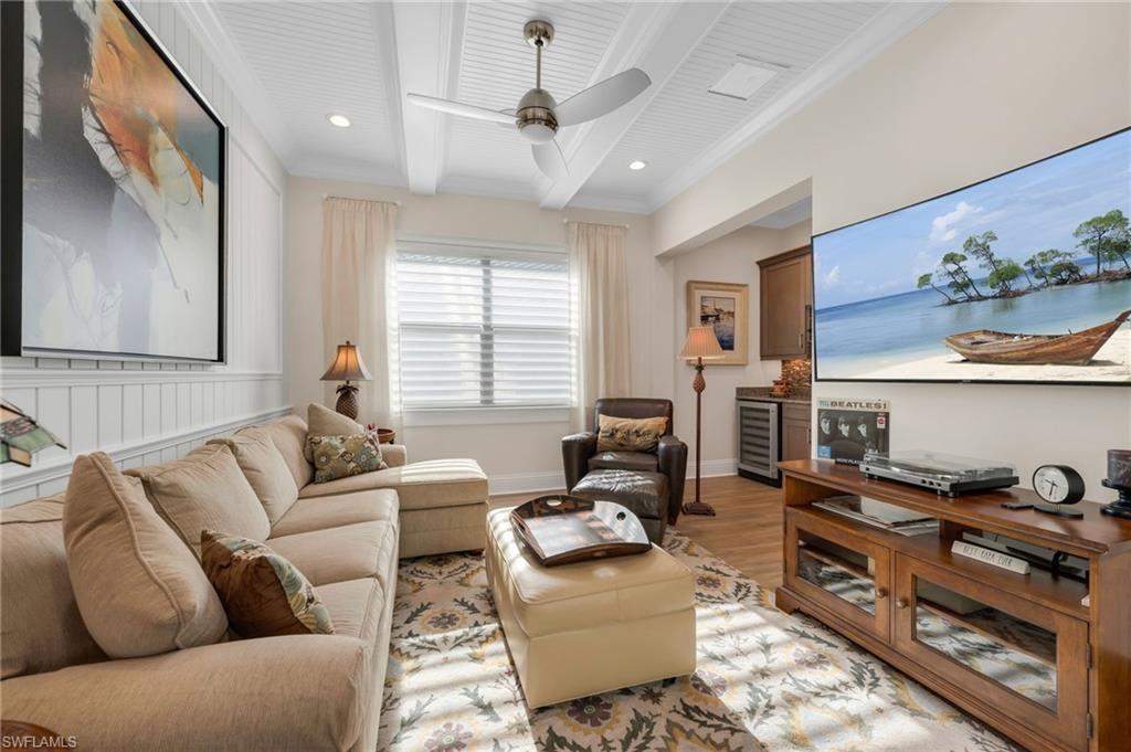 HOLLYBROOK - Residential