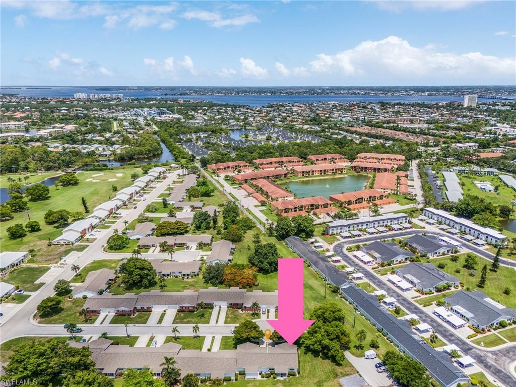 MYERLEE CIRCLE CONDO - Residential