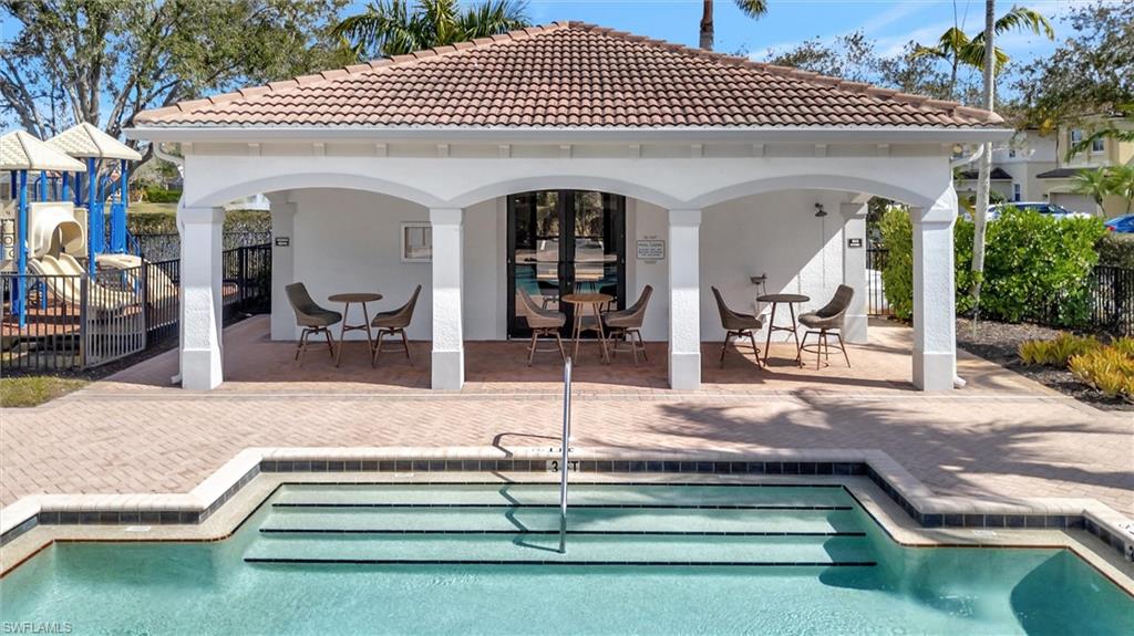 COPPER OAKS - Residential