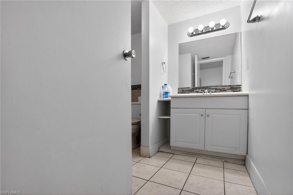 WINDSOR WEST - Residential