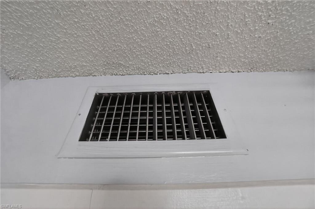 WINDSOR WEST - Residential