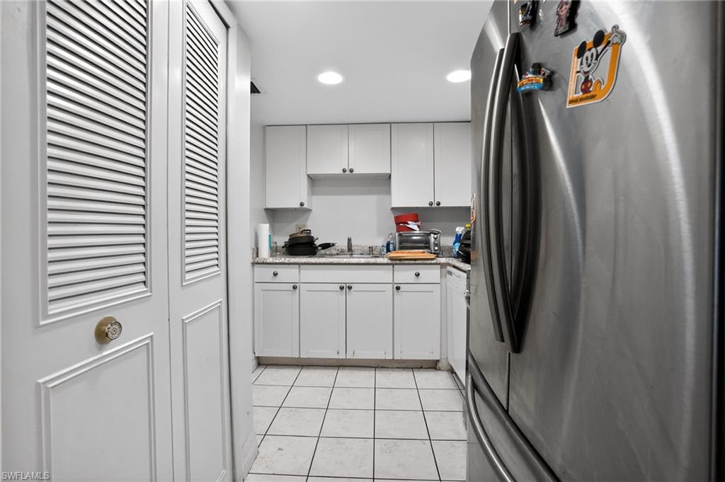 WINDSOR WEST - Residential