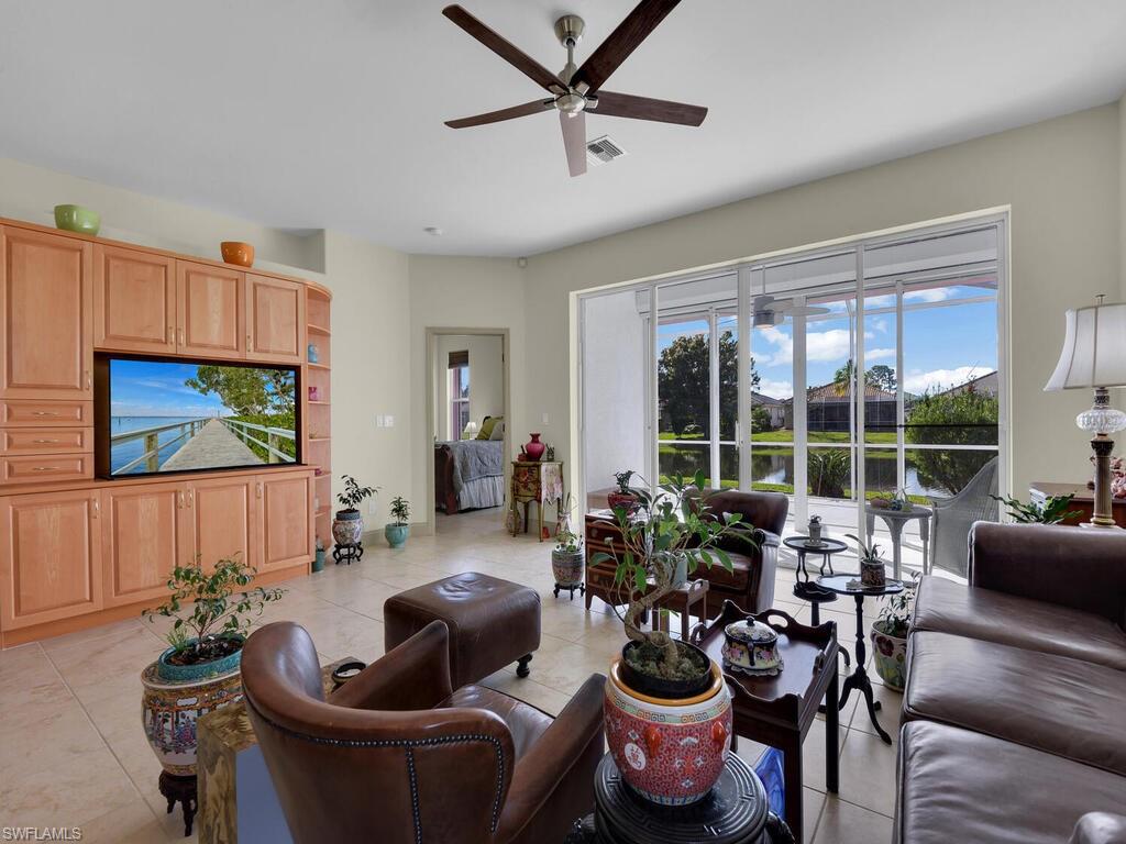 SILVERLAKES - Residential