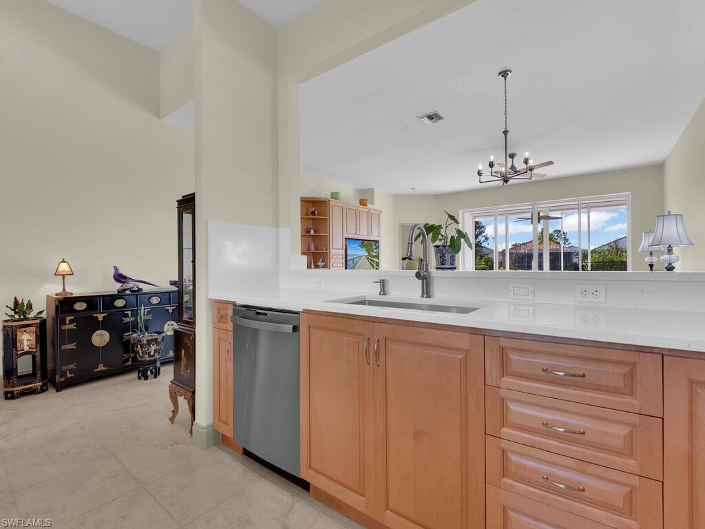 SILVERLAKES - Residential