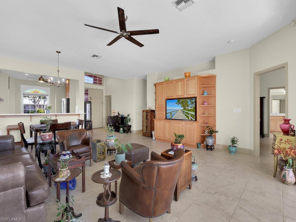 SILVERLAKES - Residential