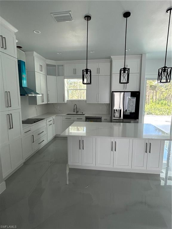 GOLDEN GATE ESTATES - Residential
