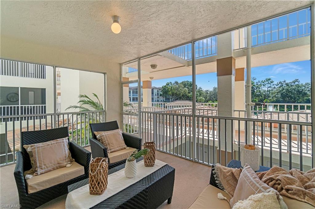 CHARDONNAY - Residential