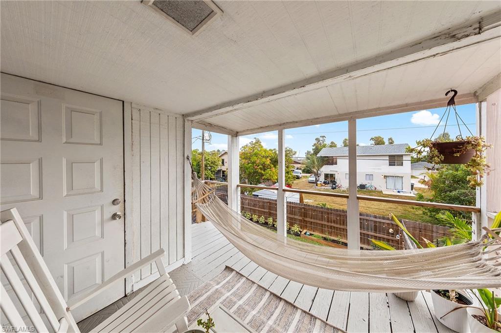 SAN CARLOS PARK - Residential