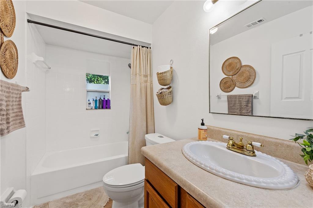 SAN CARLOS PARK - Residential