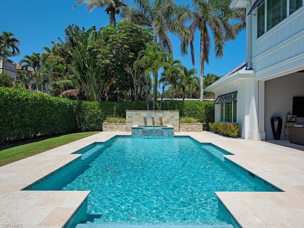 OLDE NAPLES - Residential