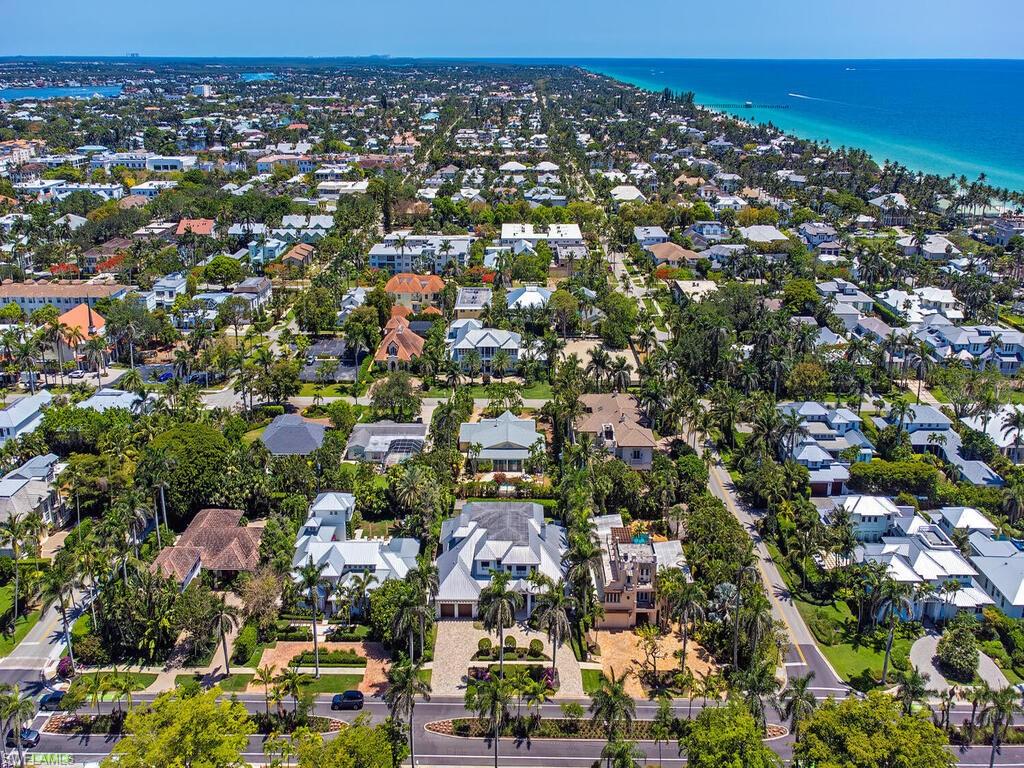 OLDE NAPLES - Residential