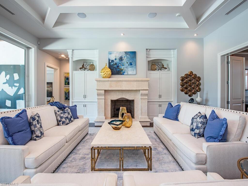 OLDE NAPLES - Residential