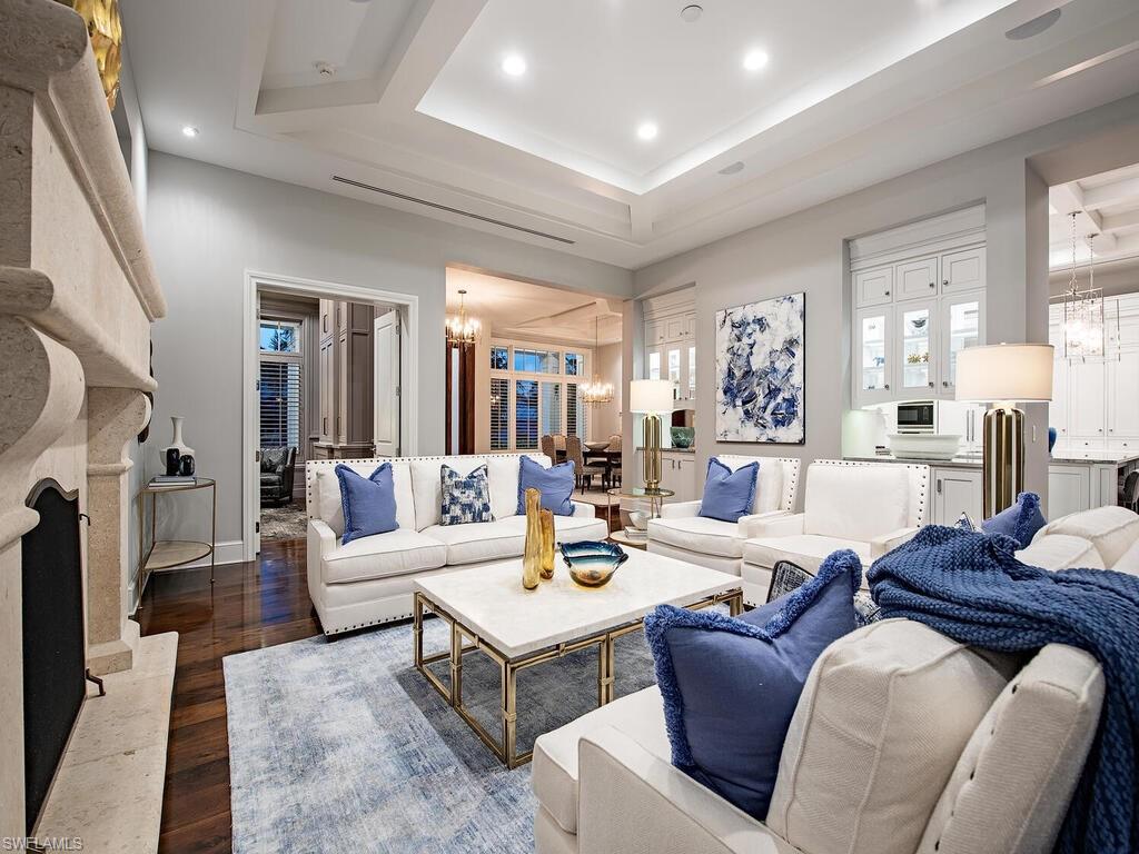 OLDE NAPLES - Residential