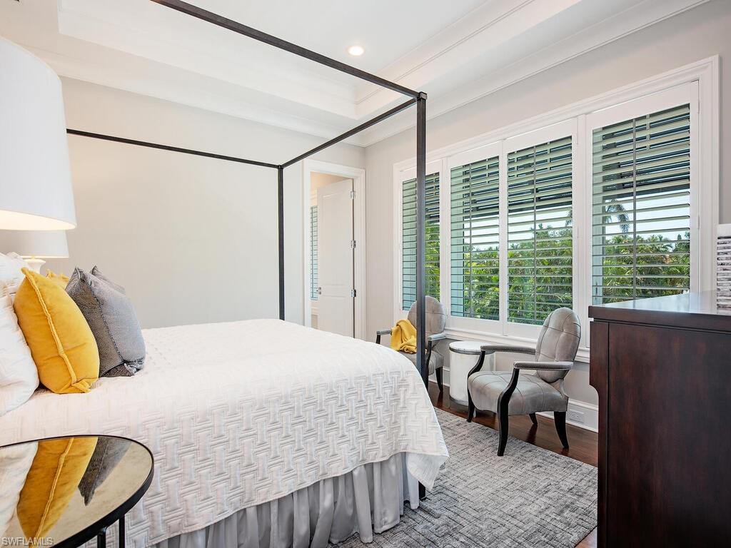 OLDE NAPLES - Residential