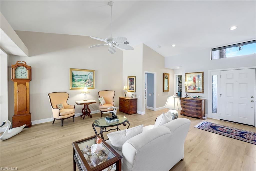 LONGSHORE LAKE - Residential