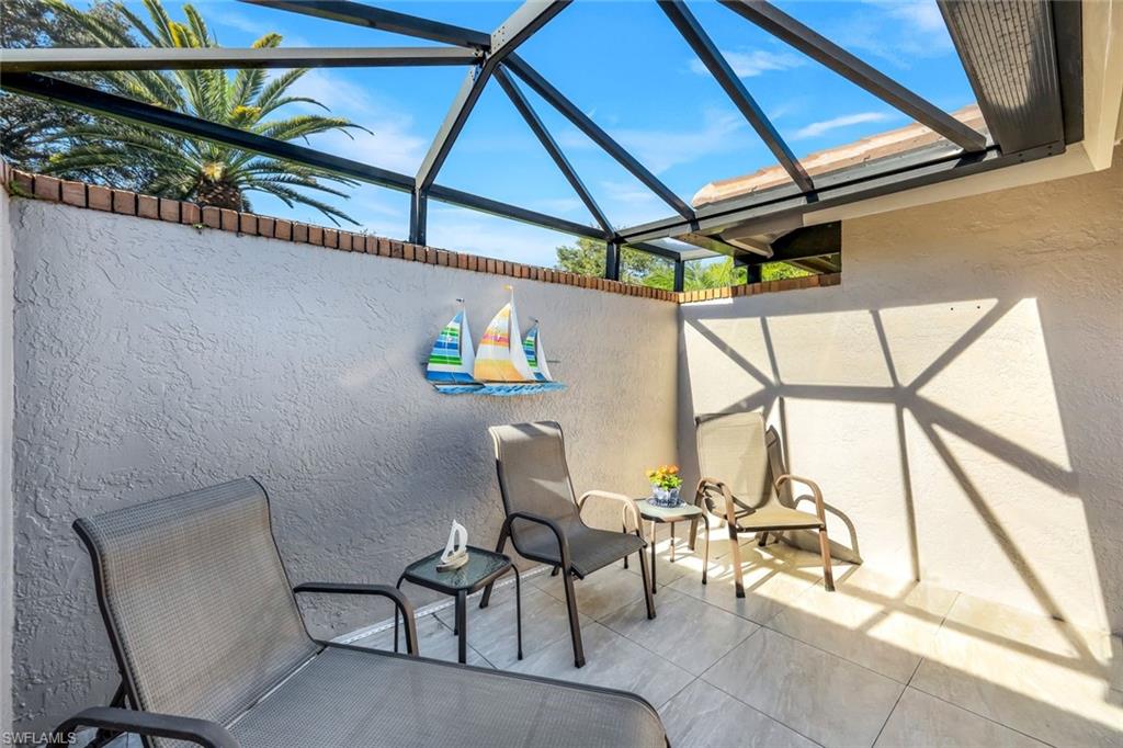 LONGSHORE LAKE - Residential