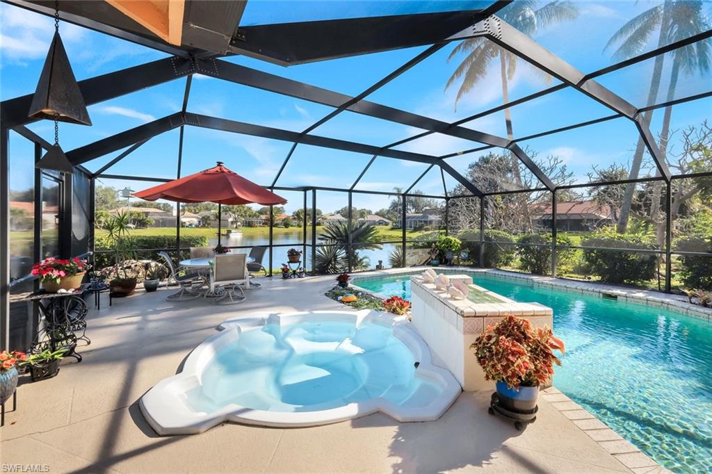 LONGSHORE LAKE - Residential