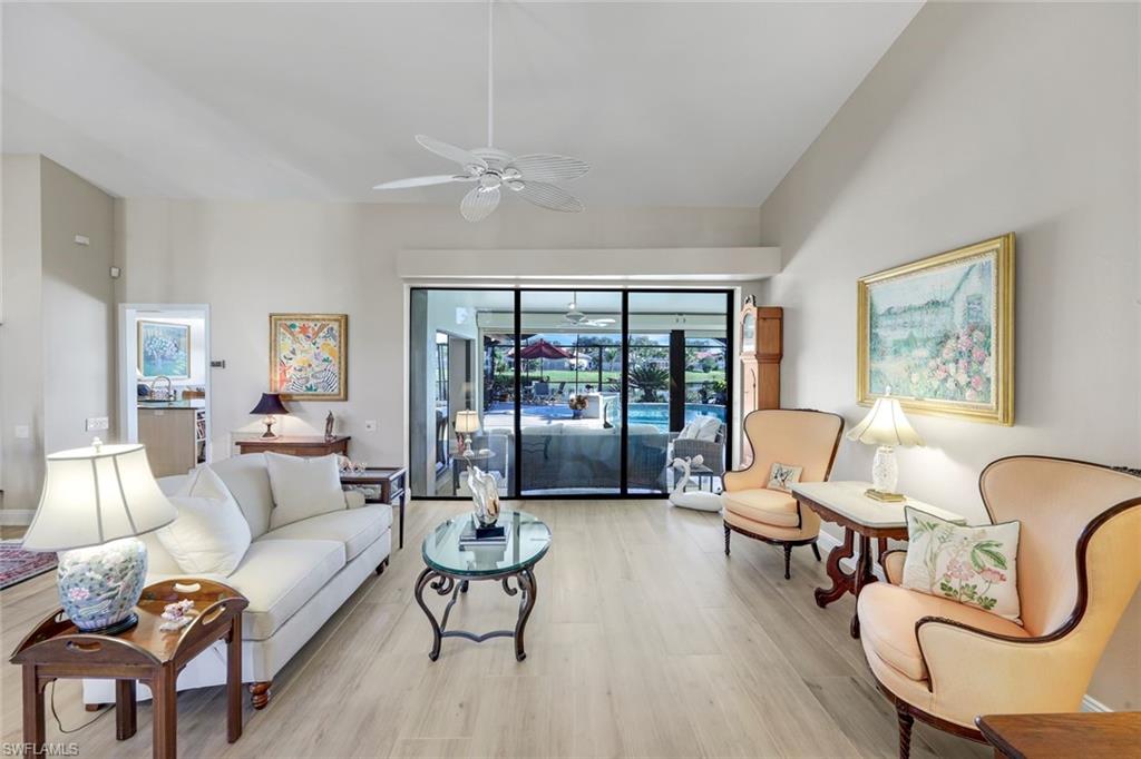 LONGSHORE LAKE - Residential