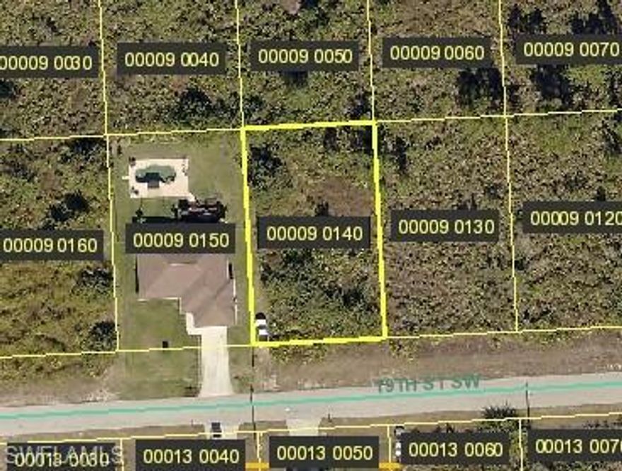 Perfect Lot to build a home. The seller can build a spec home for the buyer, send an email for more information, the floor plan is available. Pictures are rendering only of 2 different models. property build my change based on lot sqft.