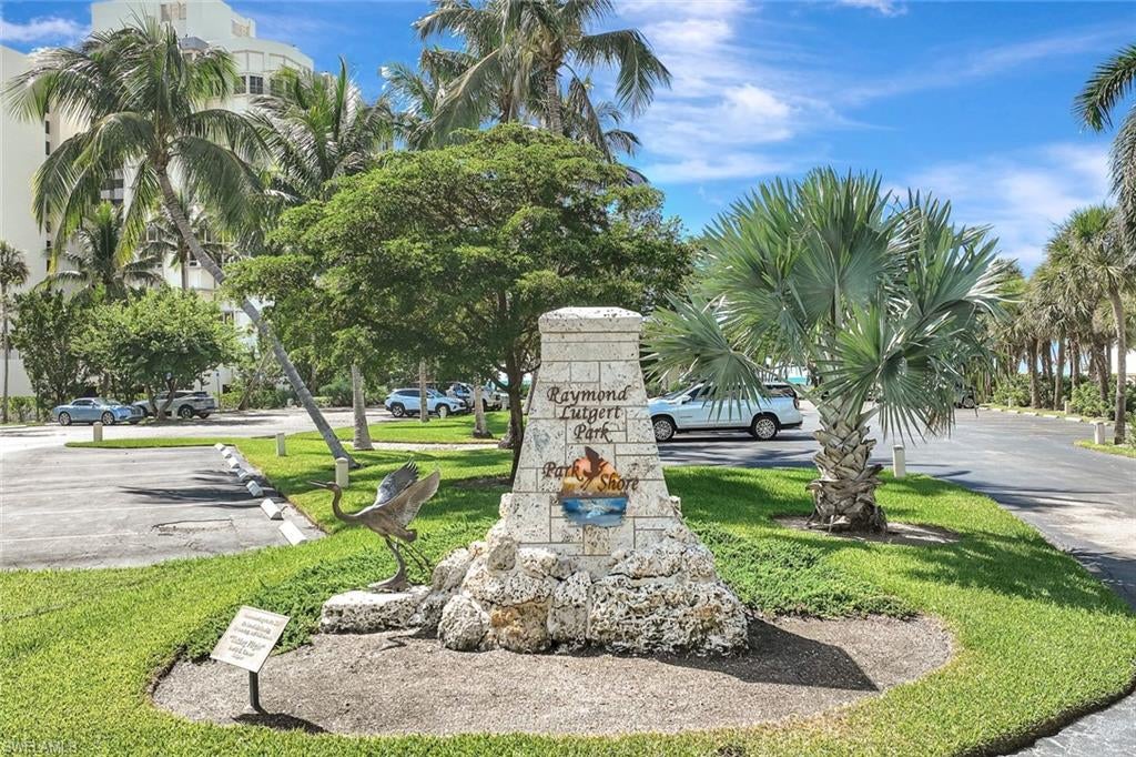 788 Park Shore DR E39