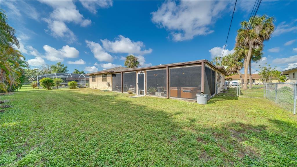 CAPE CORAL - Residential