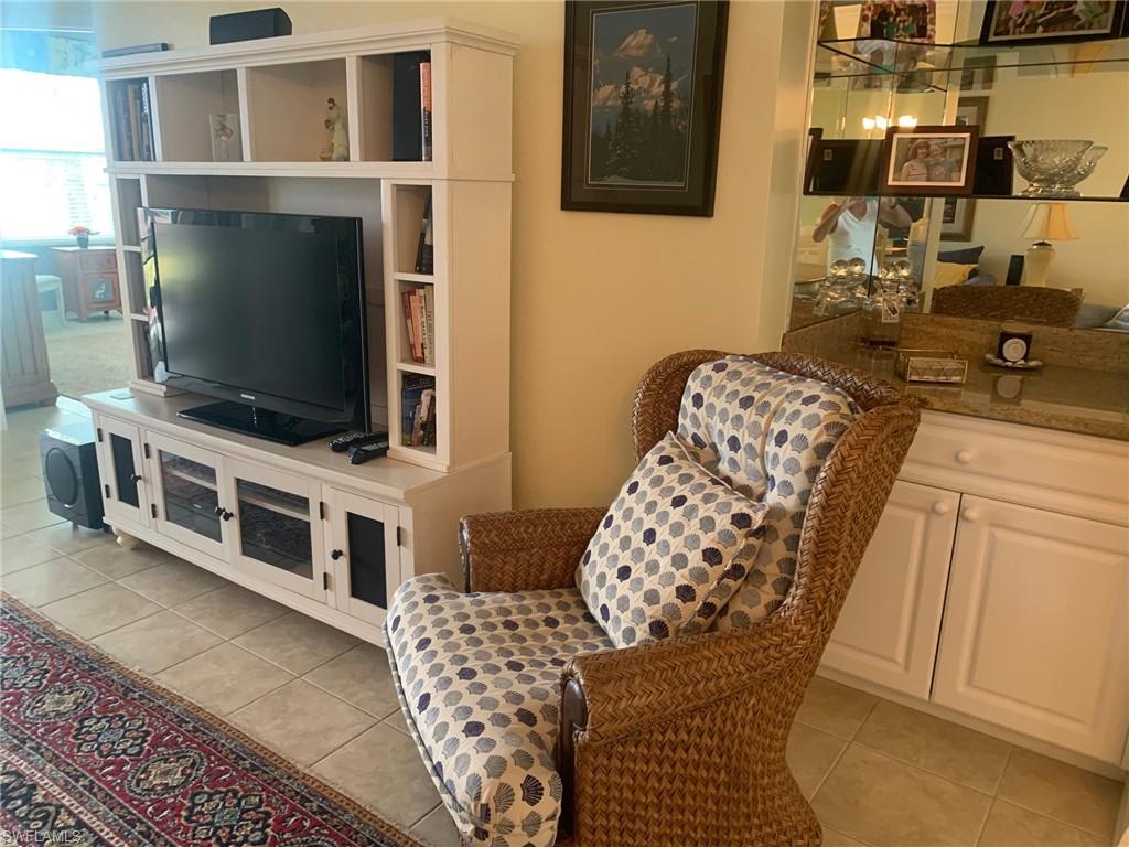 FAIRWAY ISLES - Residential