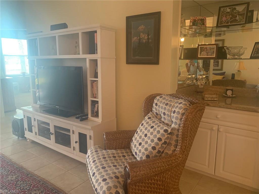 FAIRWAY ISLES - Residential