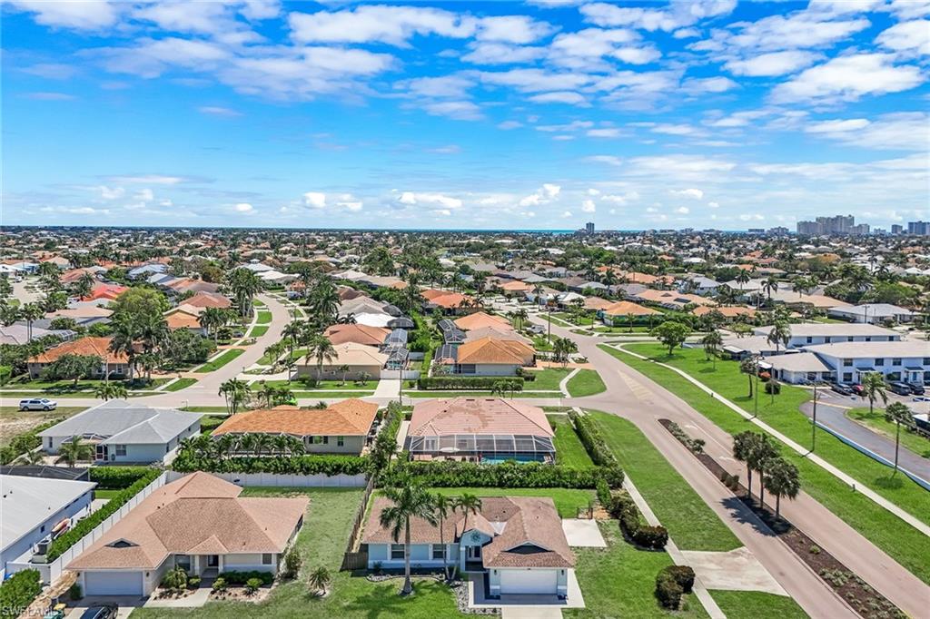 MARCO BEACH - Residential