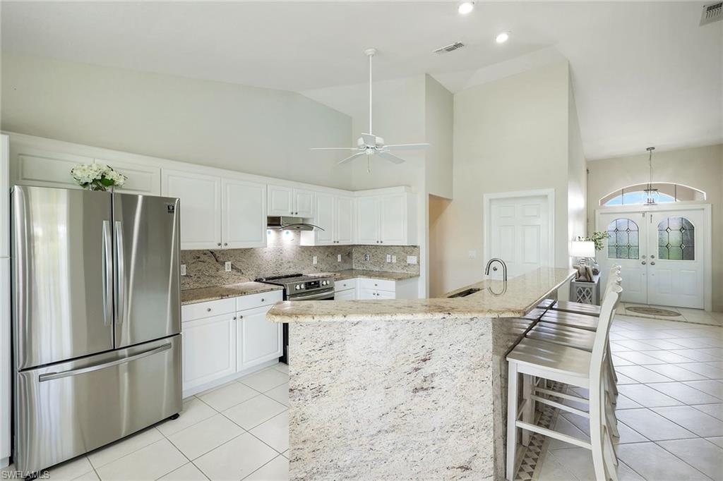 MARCO BEACH - Residential