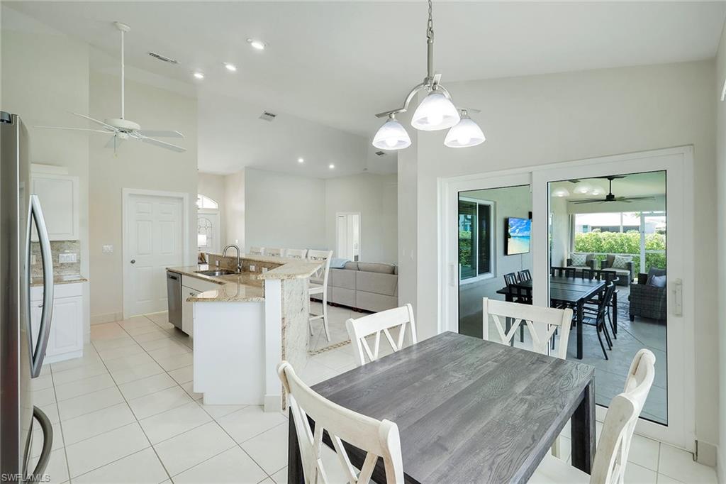 MARCO BEACH - Residential