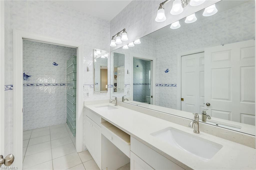 MARCO BEACH - Residential