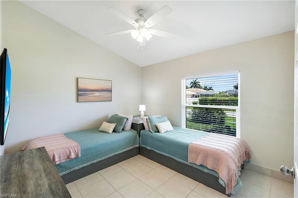 MARCO BEACH - Residential