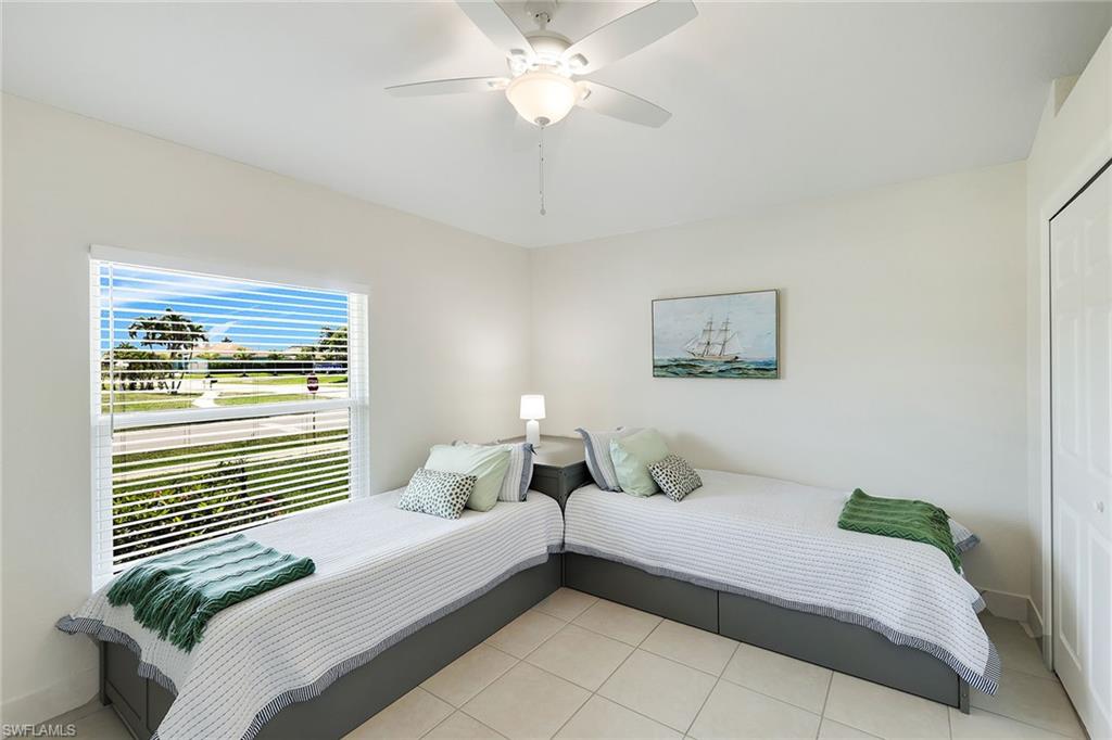 MARCO BEACH - Residential