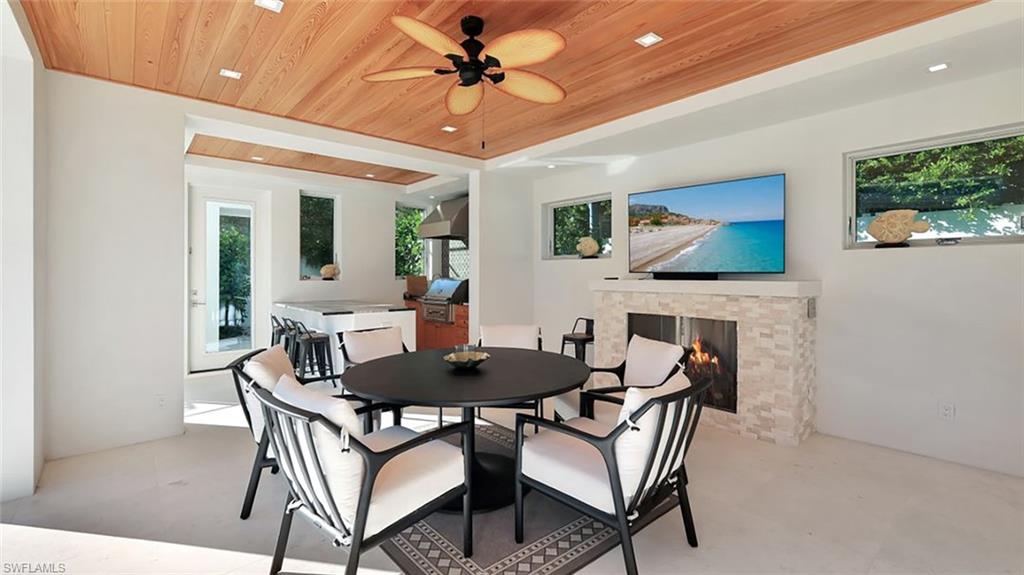 OLDE NAPLES - Residential Lease