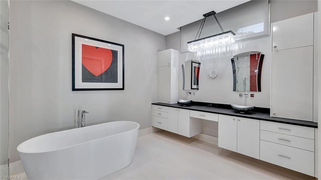 OLDE NAPLES - Residential Lease