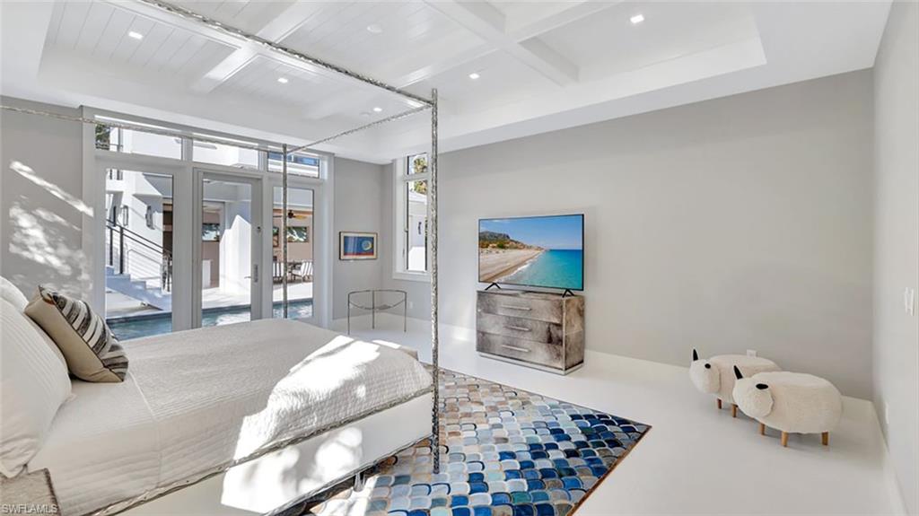 OLDE NAPLES - Residential Lease