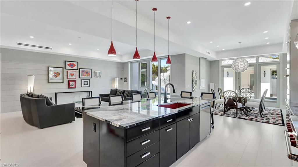 OLDE NAPLES - Residential Lease