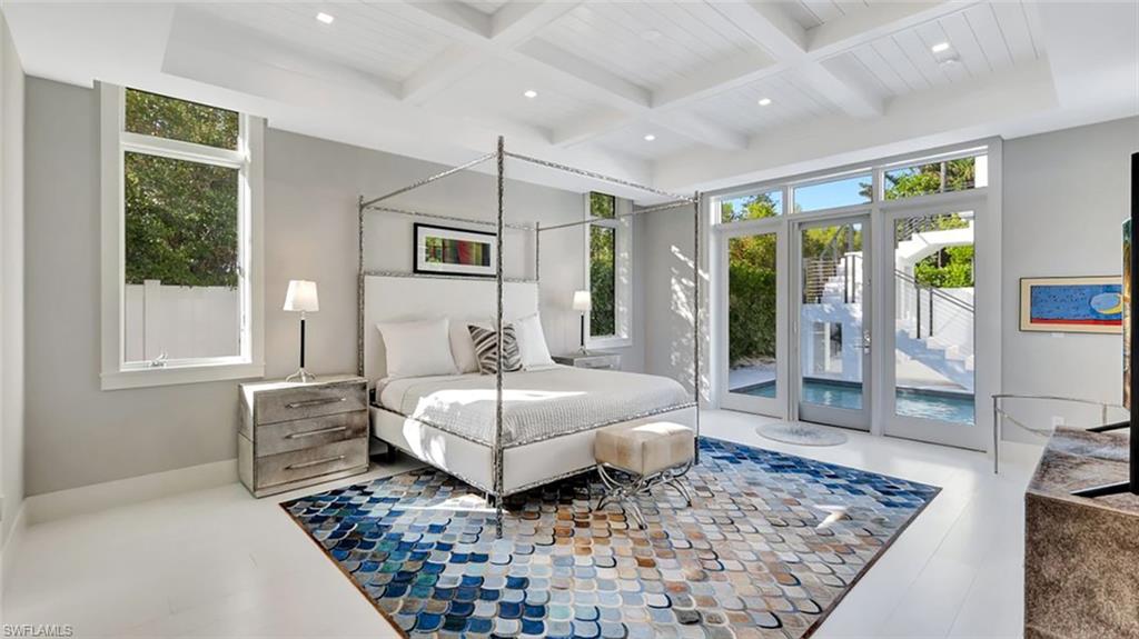 OLDE NAPLES - Residential Lease