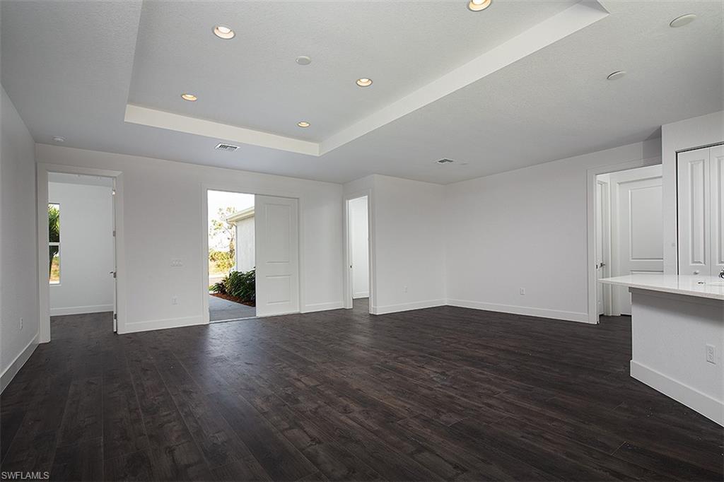 GOLDEN GATE ESTATES - Residential