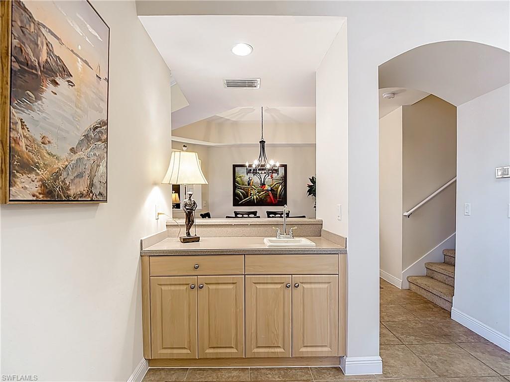 BELL TOWER PARK - Residential