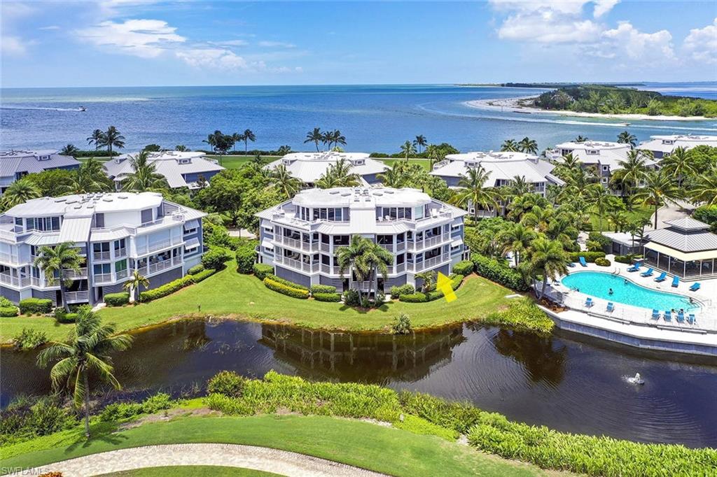 LAND'S END - Residential