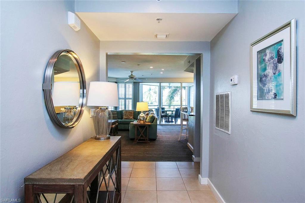 LAND'S END - Residential