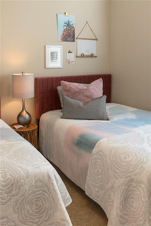 ESPLANADE - Residential Lease