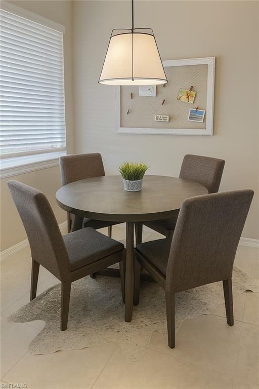 ESPLANADE - Residential Lease