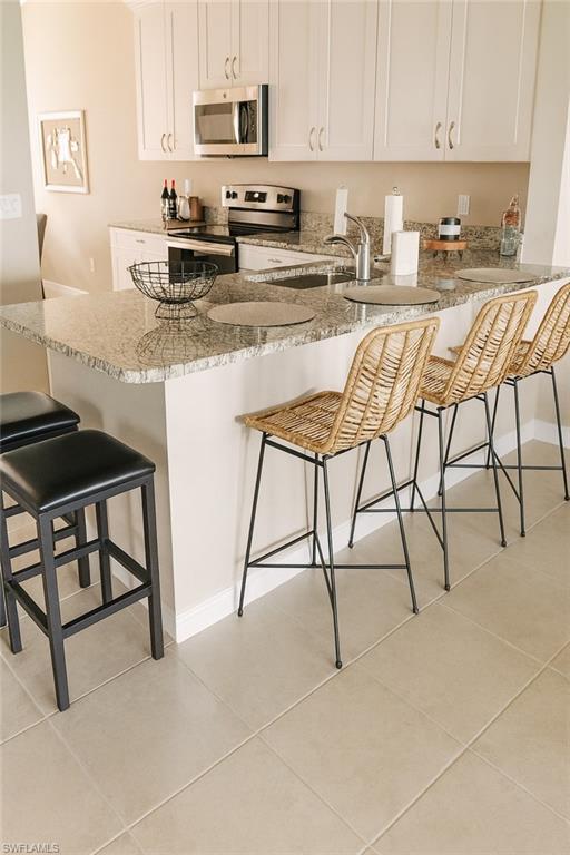 ESPLANADE - Residential Lease