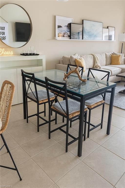 ESPLANADE - Residential Lease