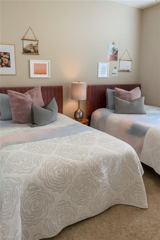 ESPLANADE - Residential Lease